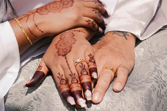 Couple portrait photography examples.